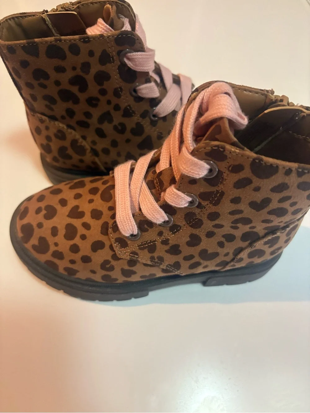 Cat & Jack Amaya Toddler Girls Leopard Heart Print Combat Boots Size 10C
